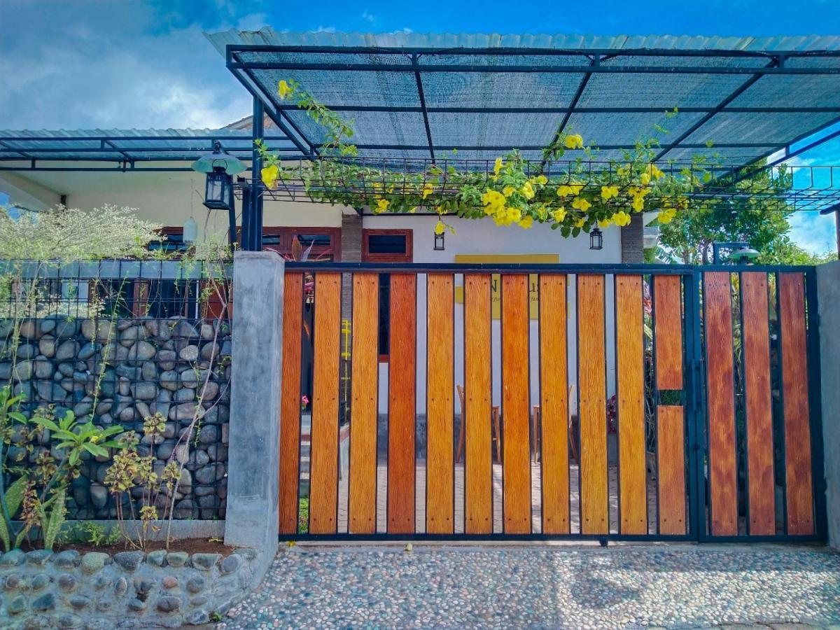 Inn House Homestay Dadapan Eksteriør bilde