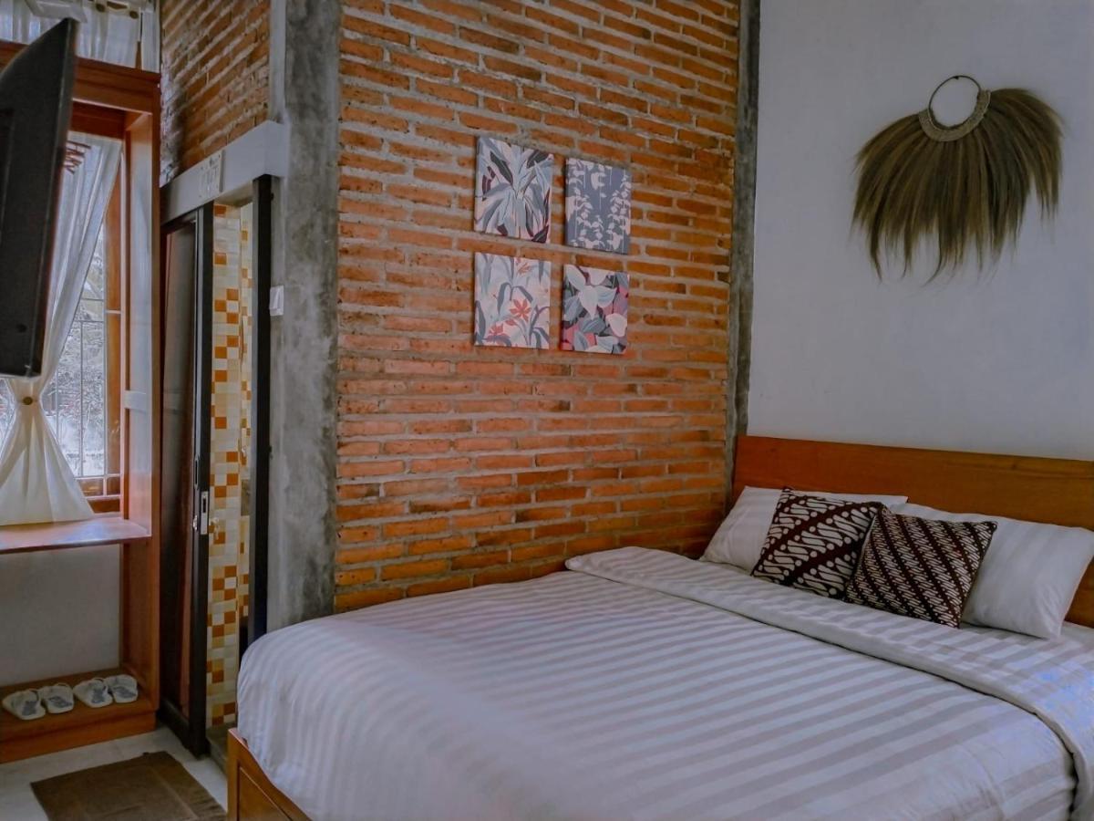 Inn House Homestay Dadapan Eksteriør bilde