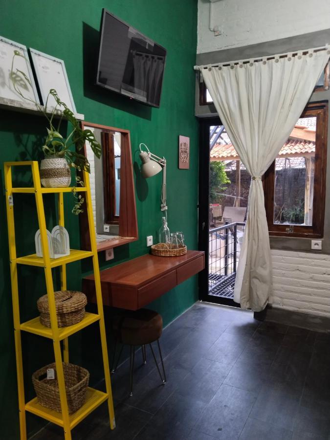 Inn House Homestay Dadapan Eksteriør bilde