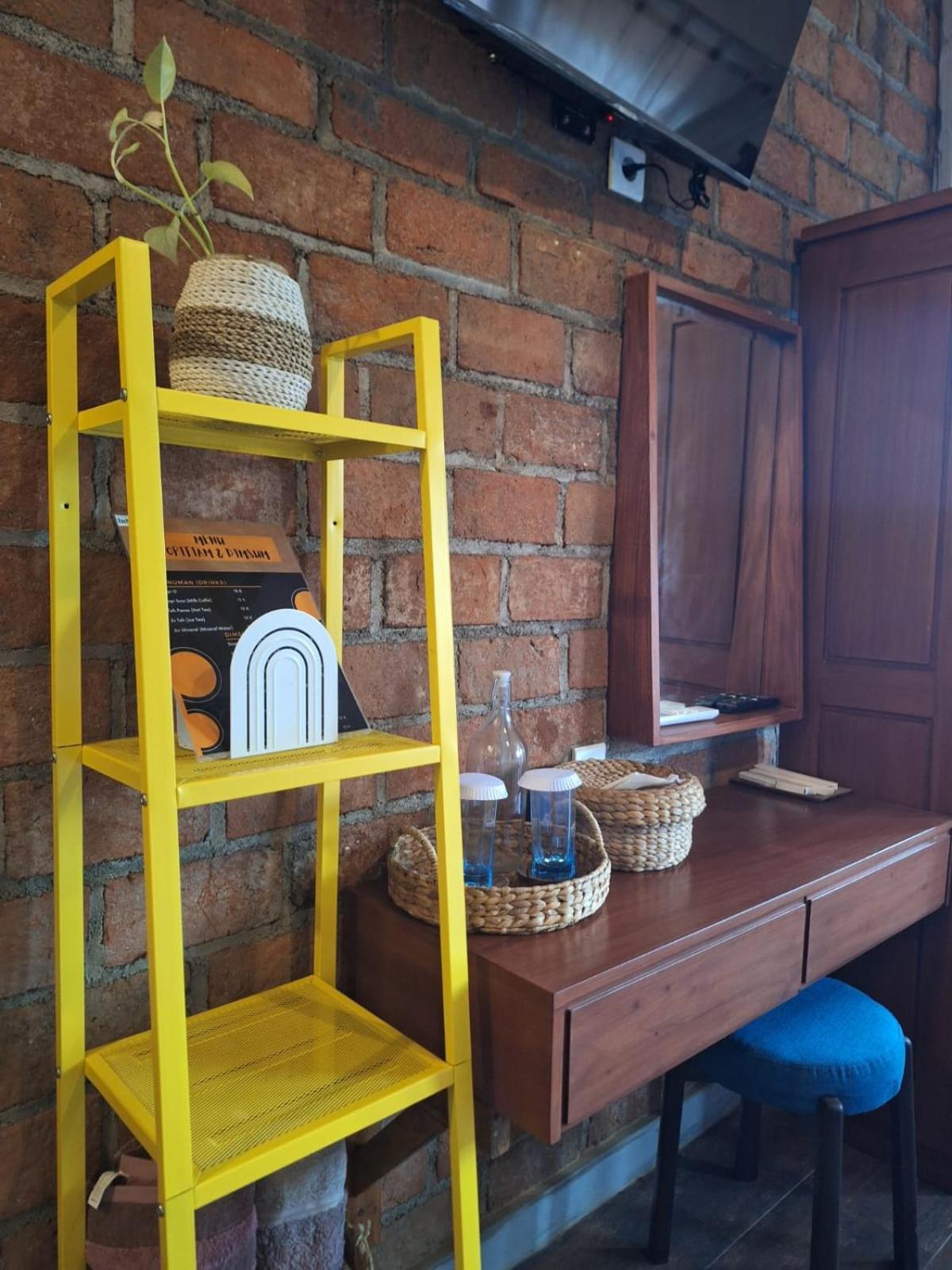 Inn House Homestay Dadapan Eksteriør bilde